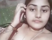 Super sexy girl rubbing her shaved pussy